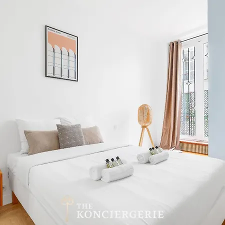 Luxe & Terrasse Privee - 2 Bedroom - Centre * Parigi