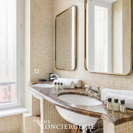 Appartamento Luxe & Terrasse Privee - 2 Bedroom - Centre Parigi